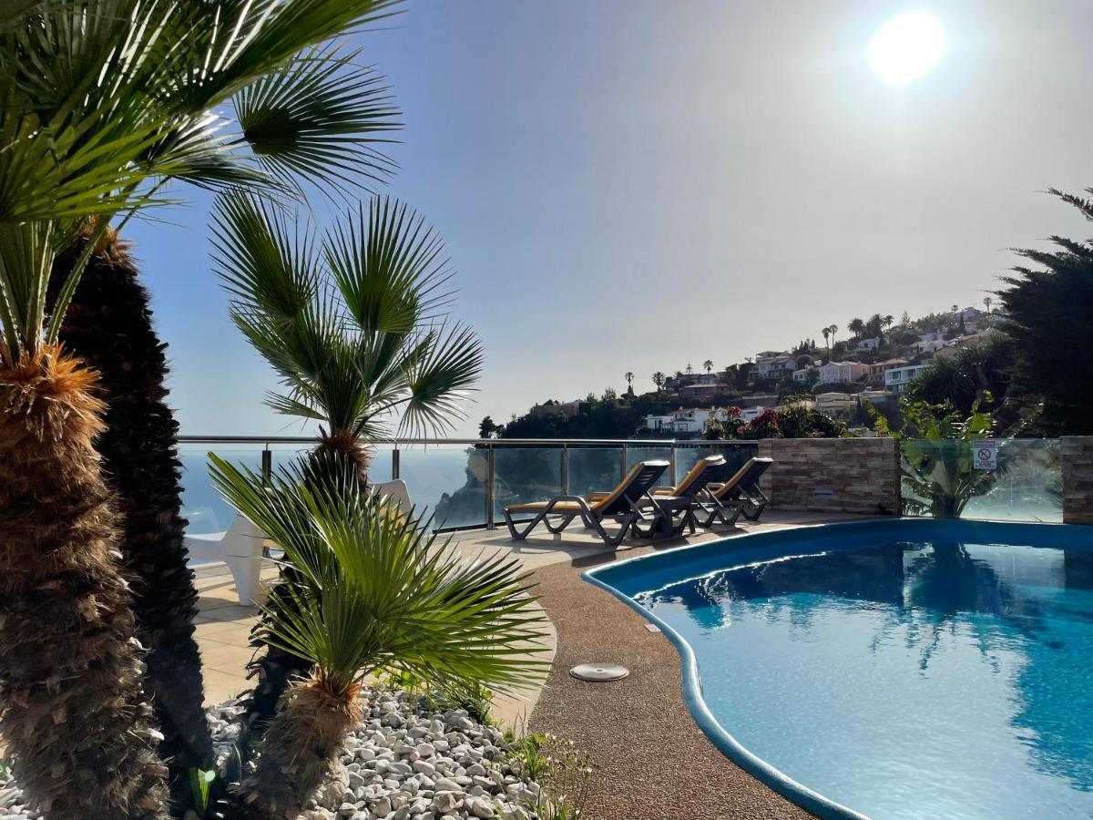 Villa Isabela - Car Rental For Free Caniço Dış mekan fotoğraf