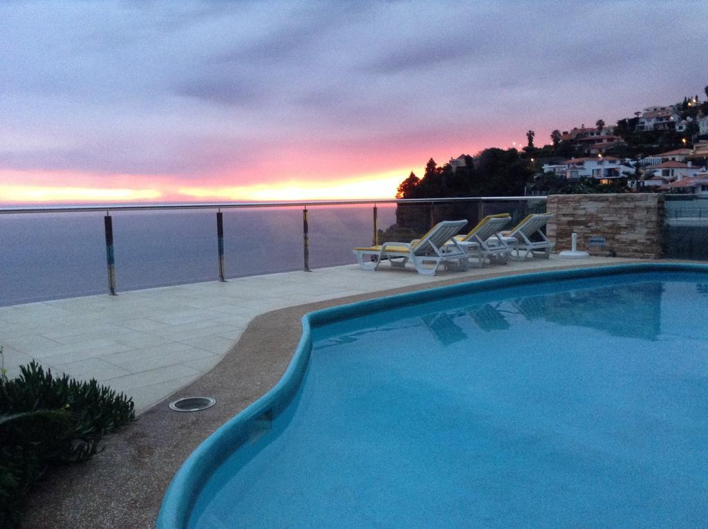 Villa Isabela - Car Rental For Free Caniço Dış mekan fotoğraf